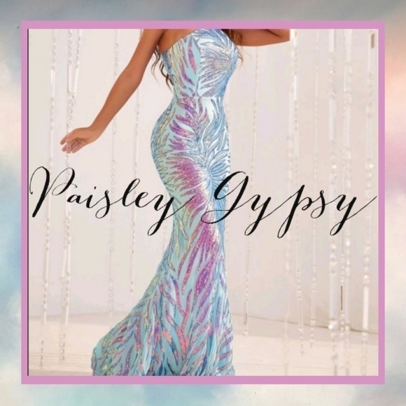 HOLOGRAPHIC PREMIUM BRAND AND QUALITY MERMAIDCORE SEQUINED MAXI DRESS - Picture 2 of 14